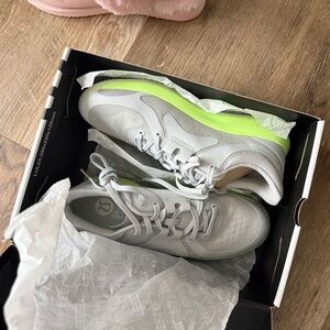 New Strongfeel Training Shoe size 9.5